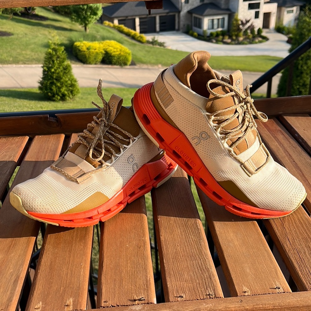 Women On Cloudnova 7 (size 38)